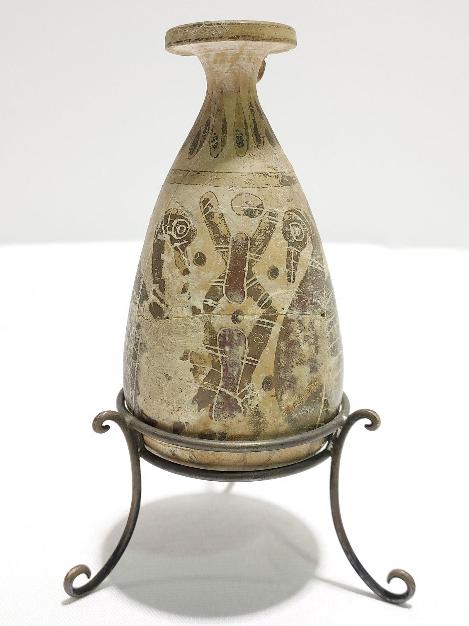 ALABASTRA POTTERY VESSEL,