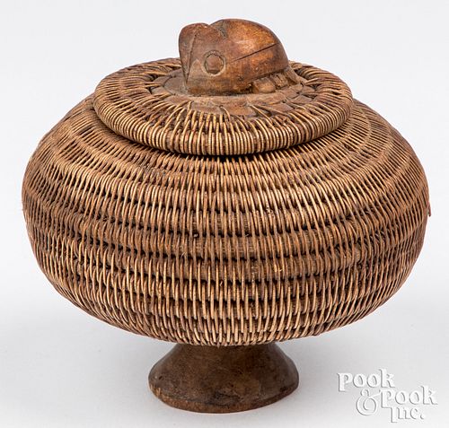 ALASKAN INUIT LIDDED TRINKET
