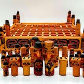 ALASKAN TOTEM HAND CARVED CHES