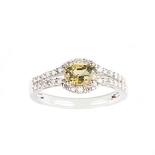 ALEXANDRITE AND DIAMOND RING W/