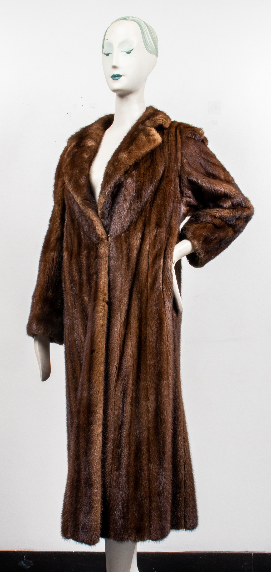 ALIXANDRE NEW YORK MINK FUR COAT