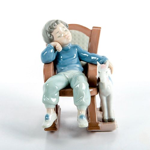 ALL TUCKERED OUT 1005846 - LLADRO