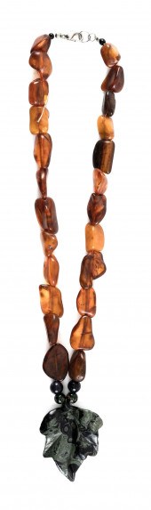 AMBER NECKLACE WITH KAMBABA JA