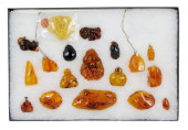 AMBER, OR AMBER TYPE ASSORTMEN