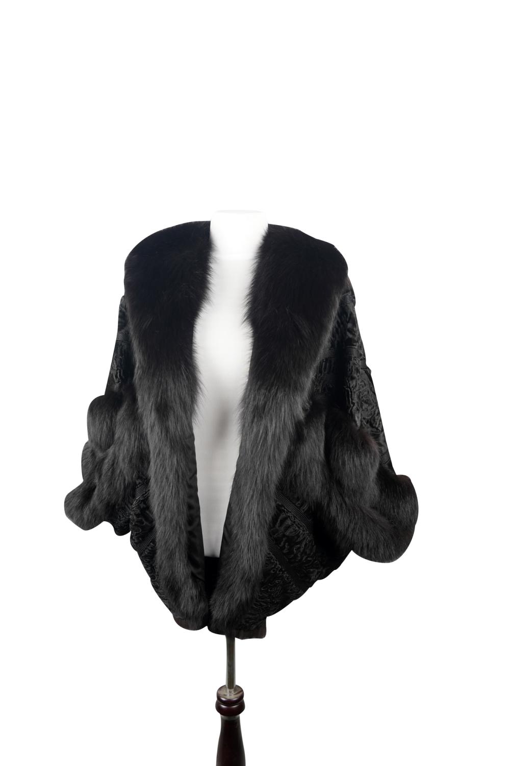AMEN WARDY BLACK FUR & WOOL SHORT