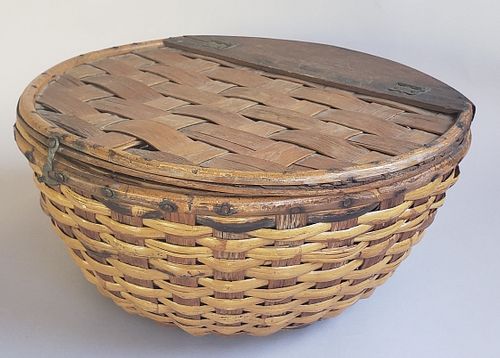 AMERICAN ANTIQUE W.E. JOY RATTAN