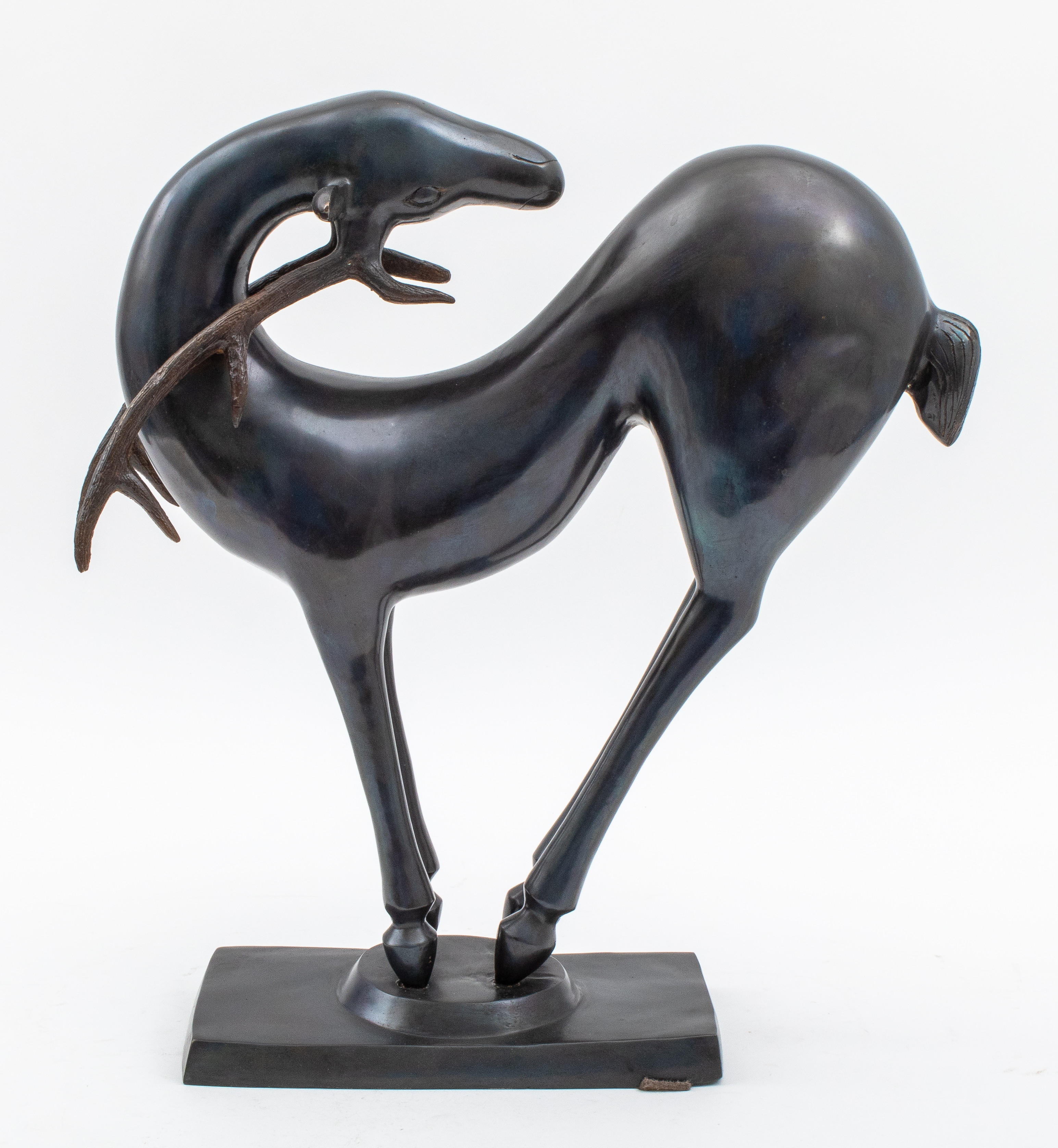 AMERICAN ART DECO STYLE SCULPTURE