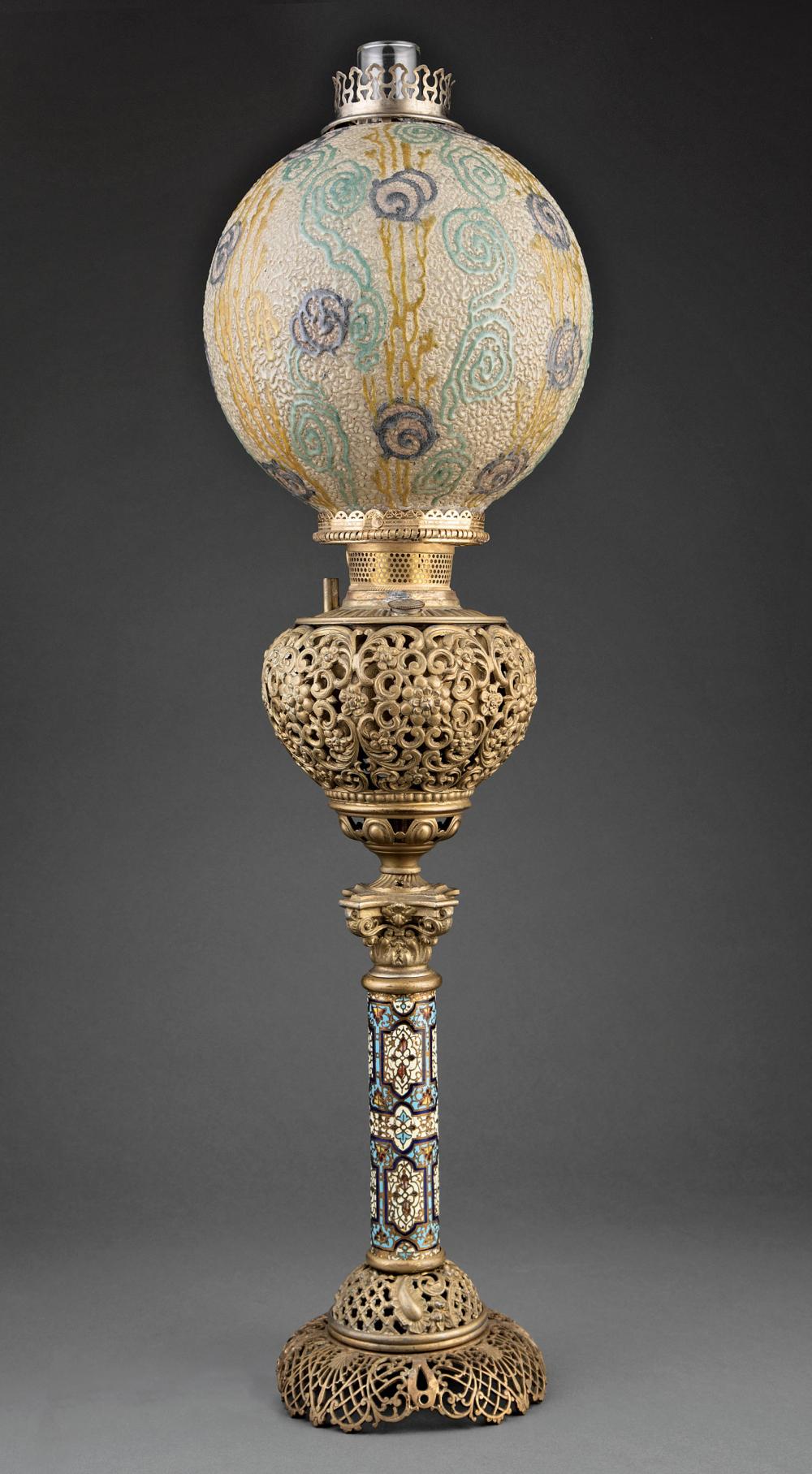 AMERICAN ART GLASS TABLE