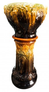 AMERICAN ARTS & CRAFTS POTTERY