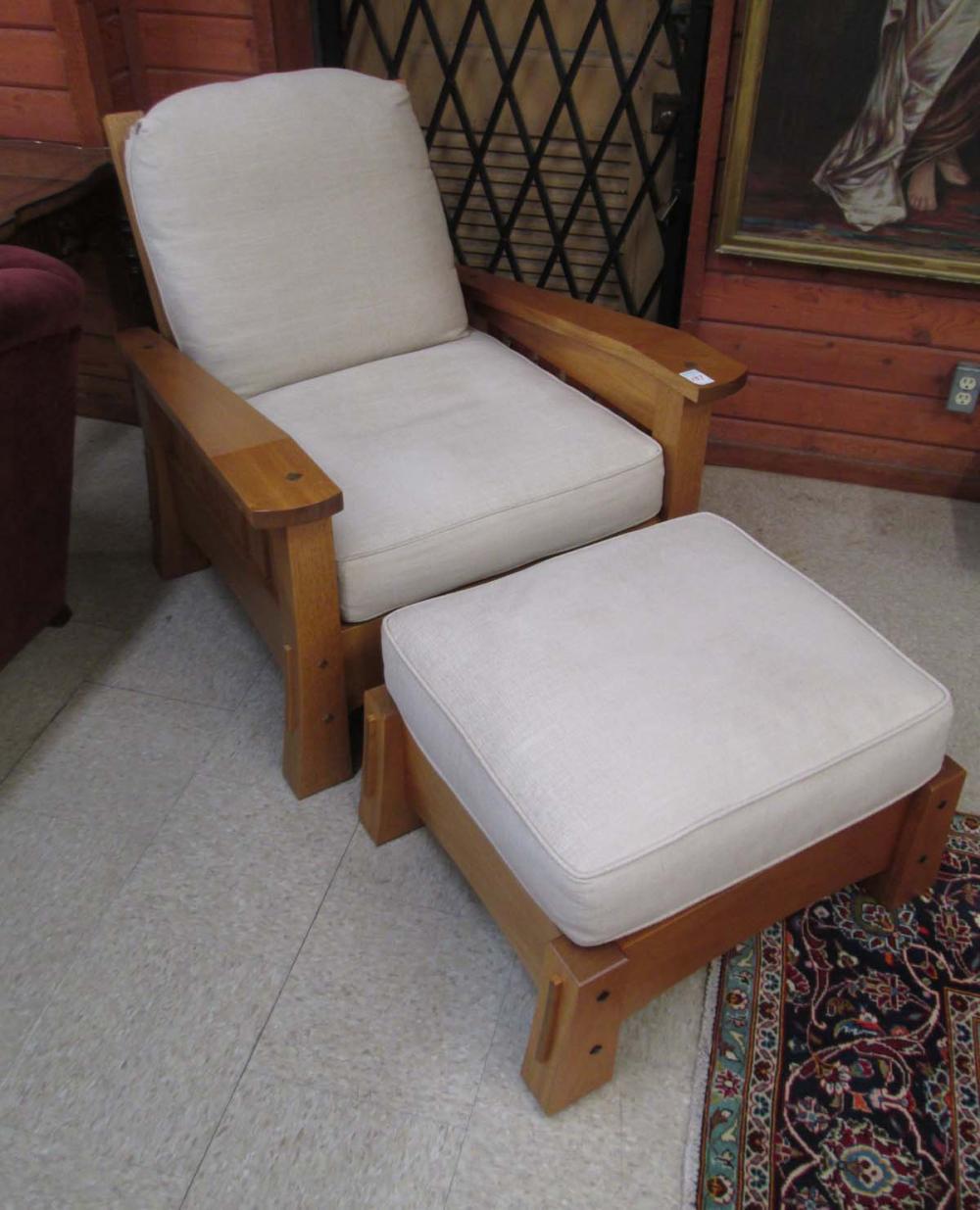 AMERICAN ARTS & CRAFTS STYLE