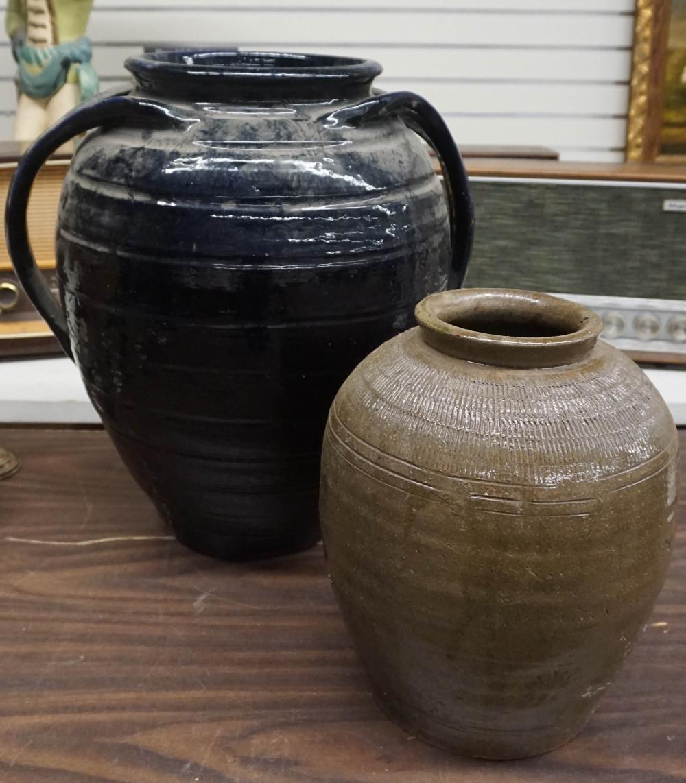 AMERICAN BLUE GLAZE TWO-HANDLE