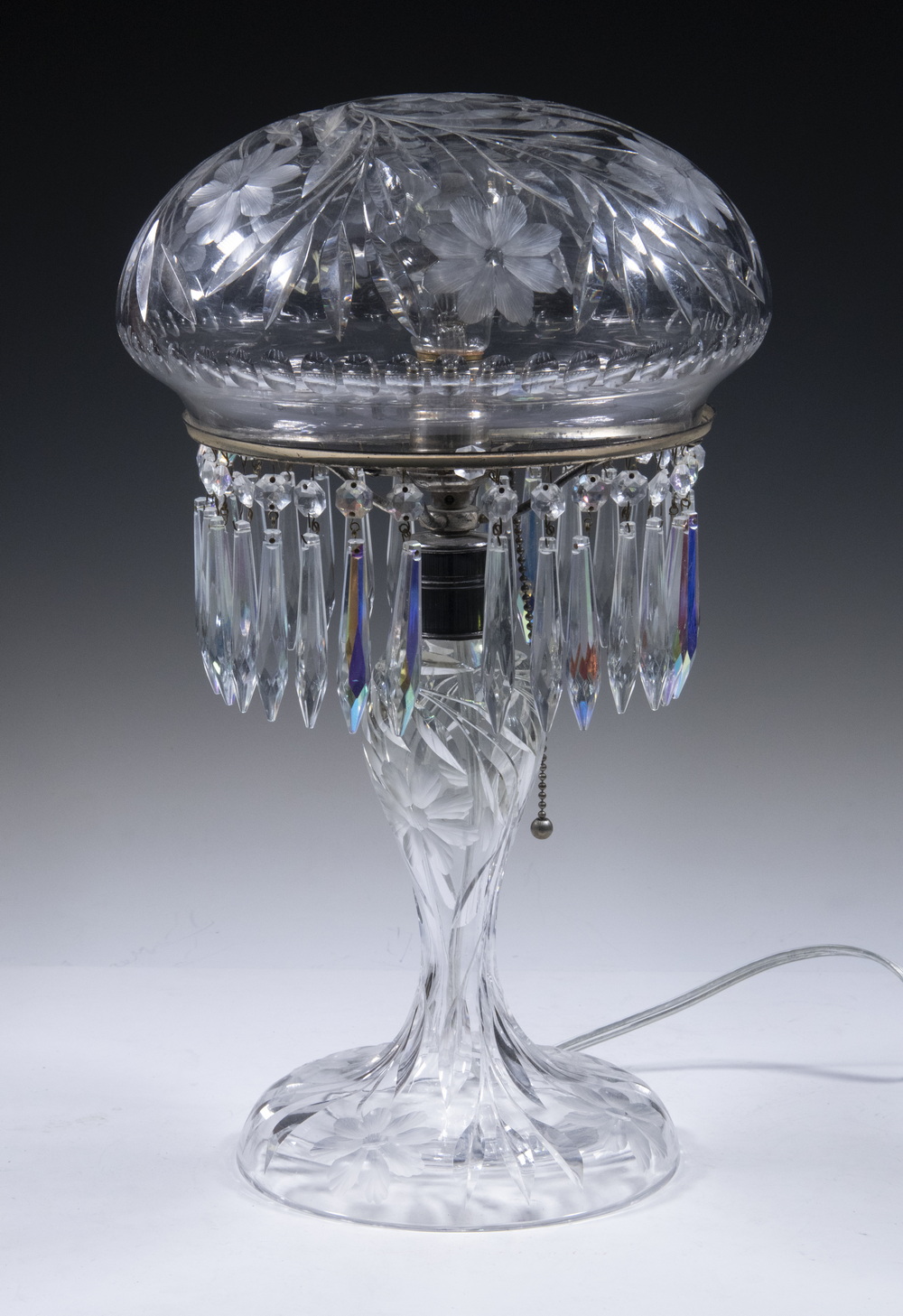AMERICAN BRILLIANT CUT GLASS LAMP