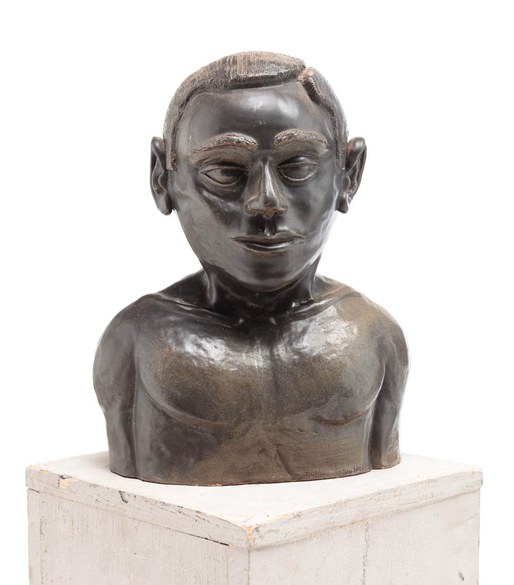 AMERICAN BUFF CLAY BUST.