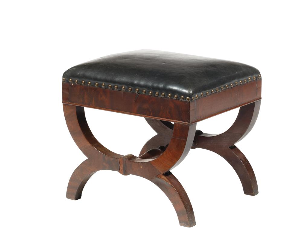 AMERICAN CARVED MAHOGANY CURULE