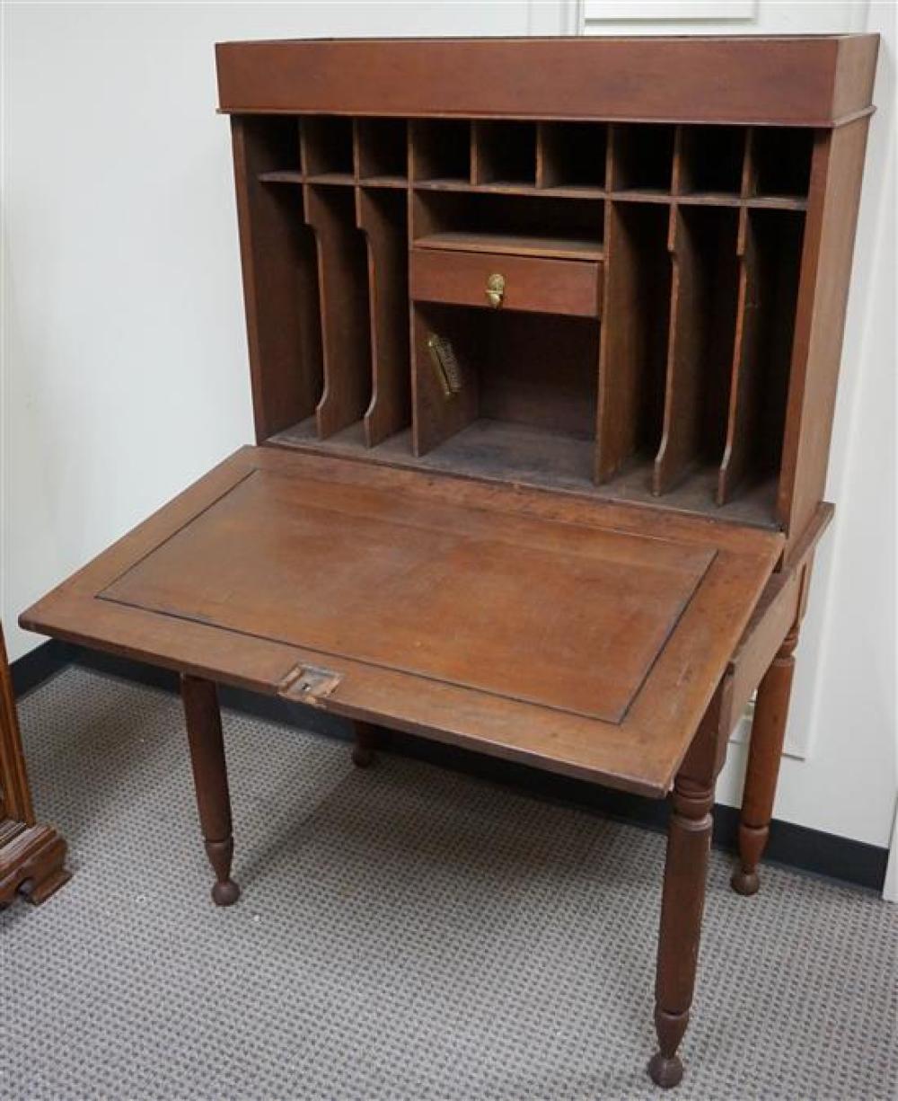 AMERICAN CHERRY PLANTATION DESK AND
