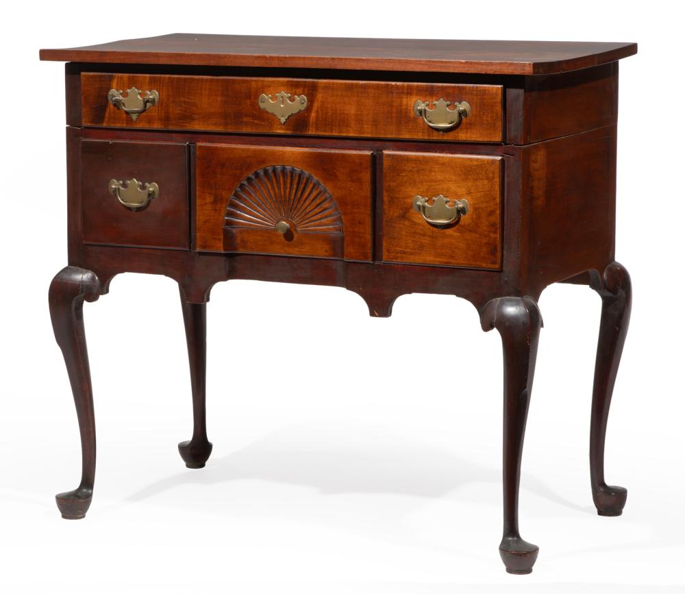 AMERICAN CHIPPENDALE CARVED