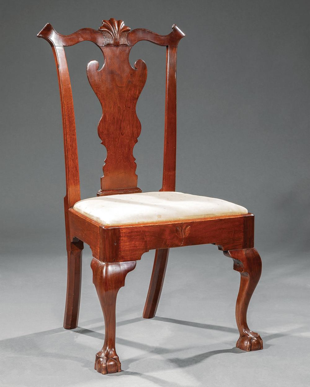 AMERICAN CHIPPENDALE CARVED