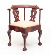 AMERICAN CHIPPENDALE STYLE COR