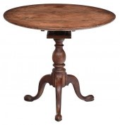 AMERICAN CHIPPENDALE WALNUT DI