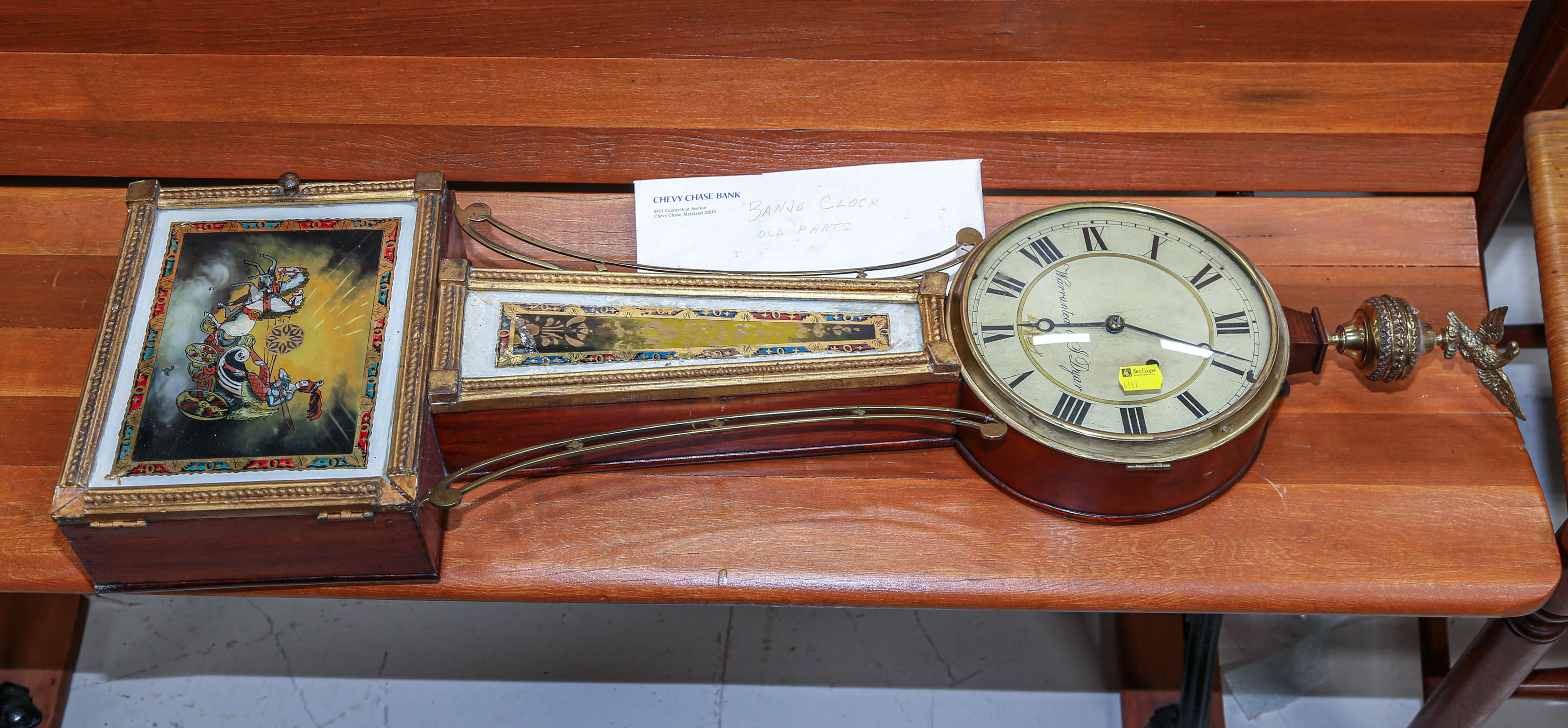 AMERICAN CLASSICAL BANJO CLOCK,