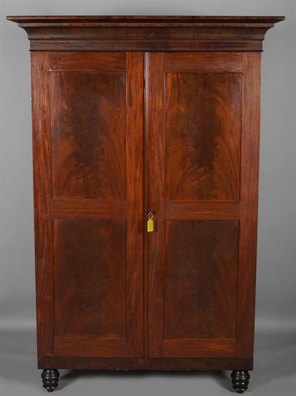 AMERICAN CLASSICAL MAHOGANY