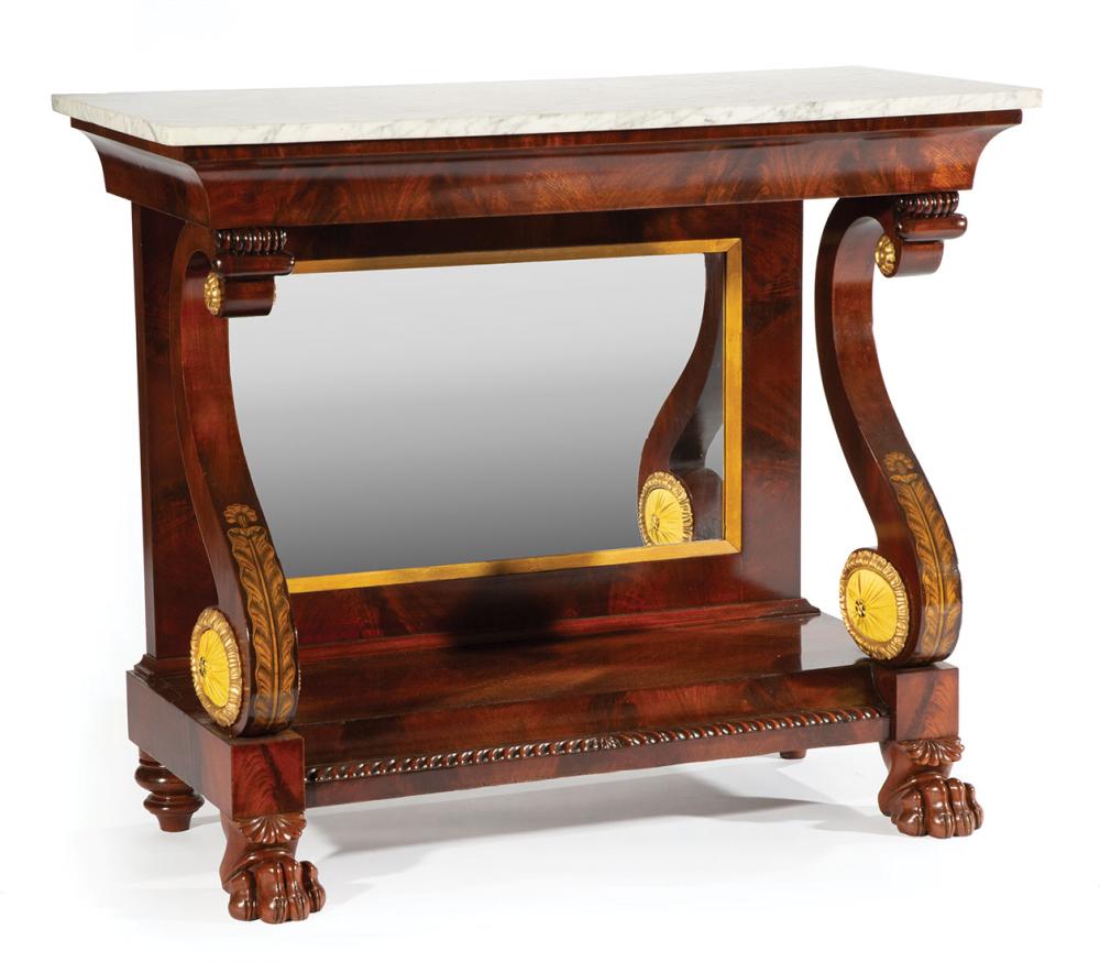 AMERICAN CLASSICAL MAHOGANY PIER