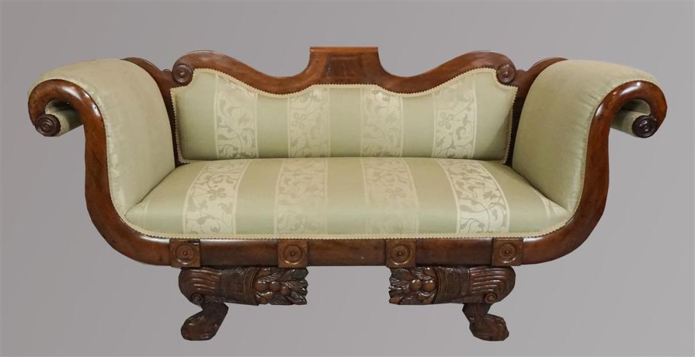 AMERICAN CLASSICAL MAHOGANY