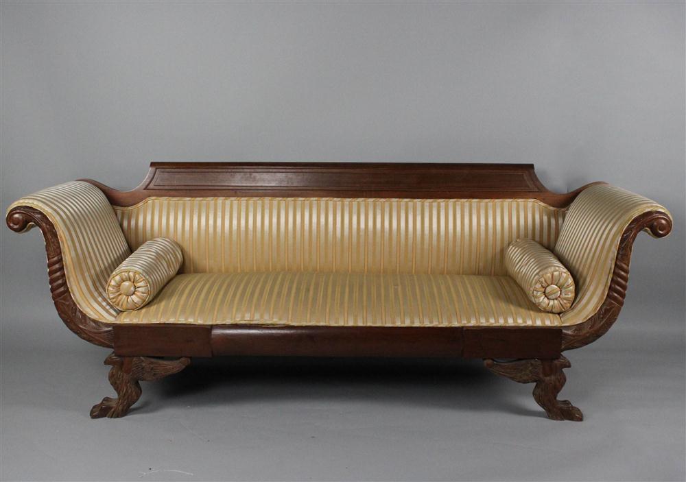 AMERICAN CLASSICAL STYLE SOFA