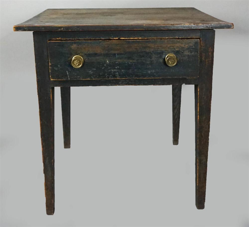 AMERICAN COLONIAL BLUE PAINTED PINE