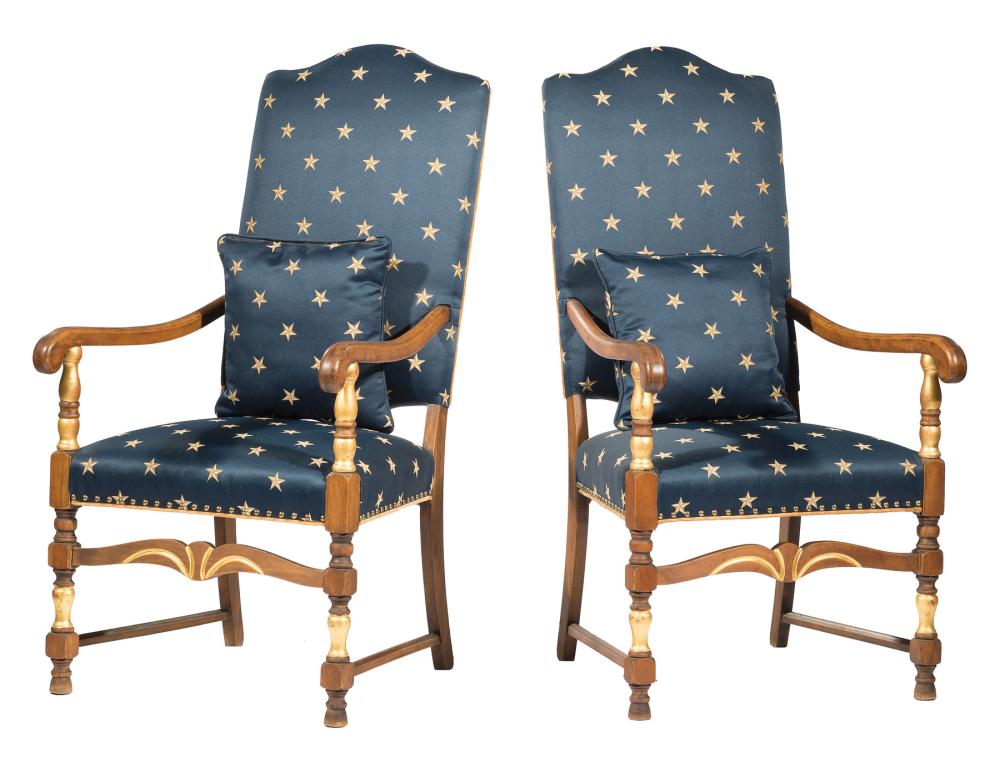 AMERICAN COLONIAL-STYLE MAHOGANY