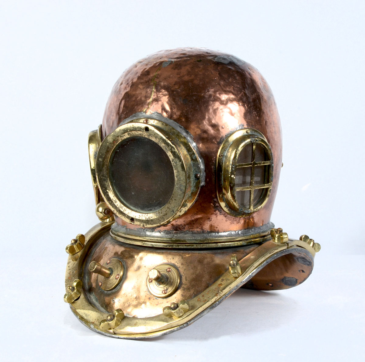 AMERICAN COPPER & BRASS DIVERS