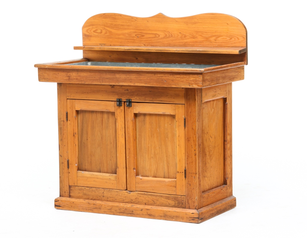 AMERICAN COUNTRY DRY SINK. Late