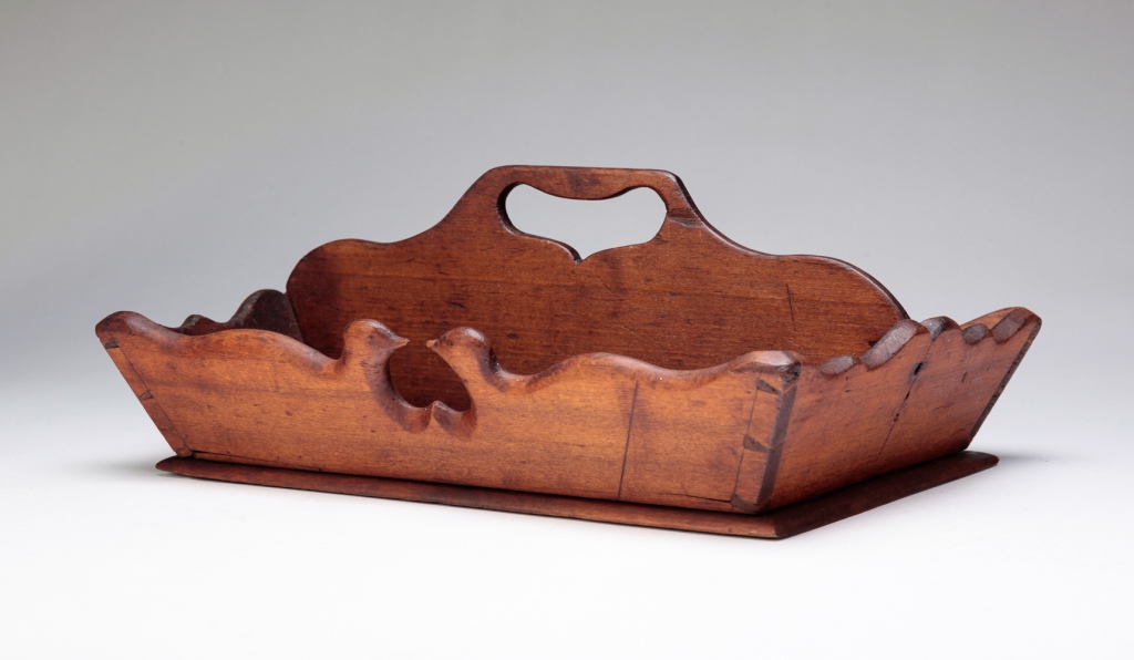 AMERICAN CUTLERY TRAY. Nineteenth