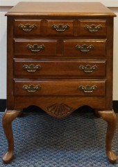AMERICAN DREW QUEEN ANNE STYLE