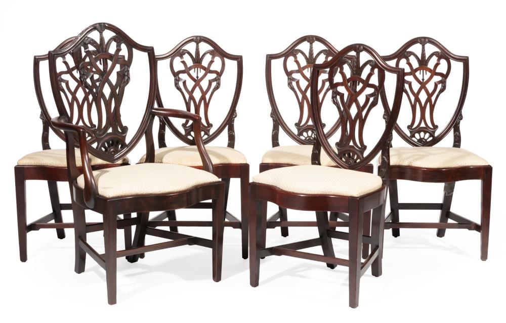 AMERICAN FEDERAL CARVED MAHOGANY