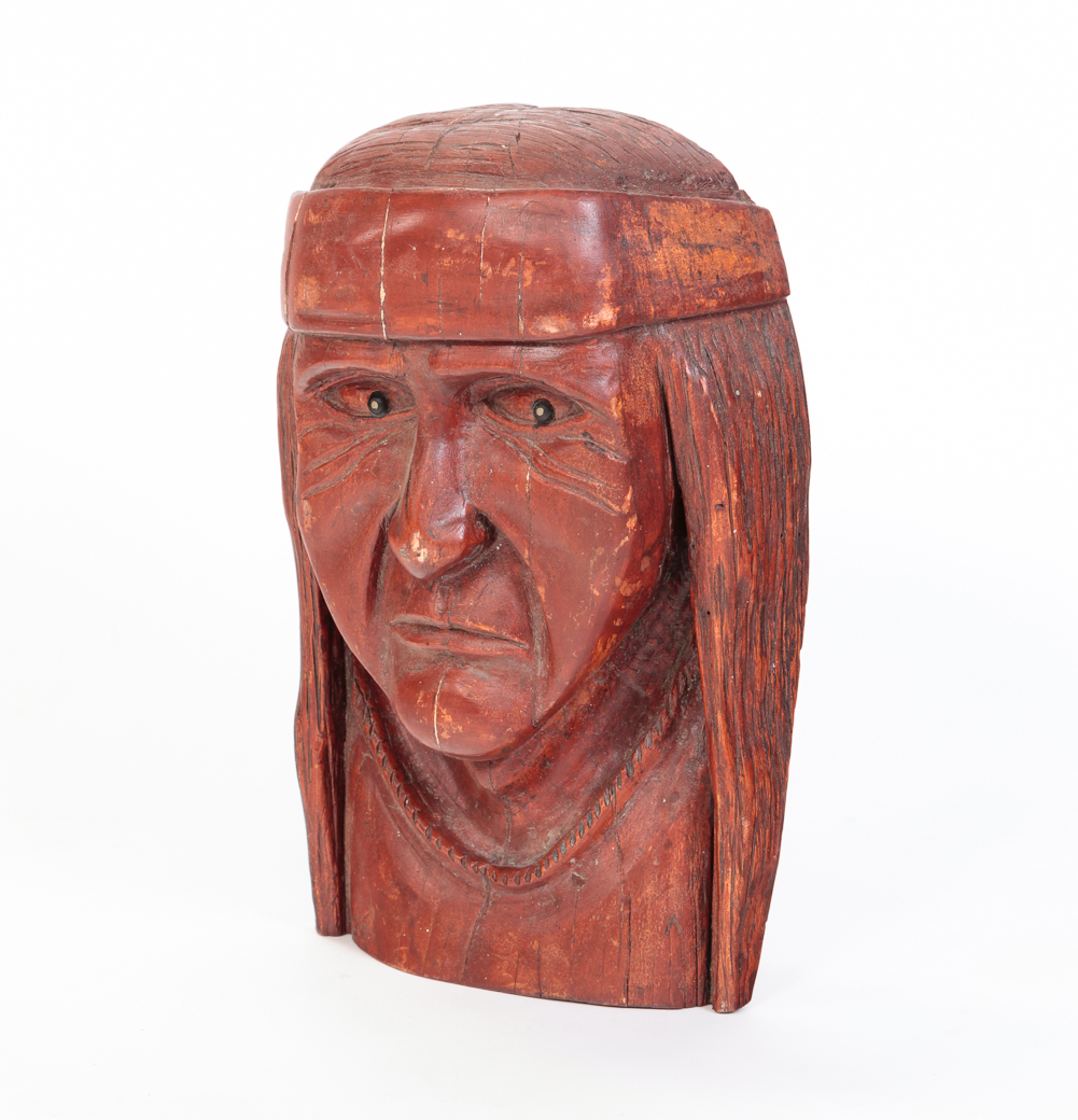 AMERICAN FOLK ART CARVING OF A