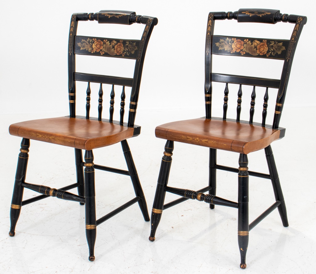 AMERICAN FOLK STYLE STENCILED