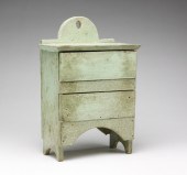 AMERICAN FOLKSY CHEST FORM HAN