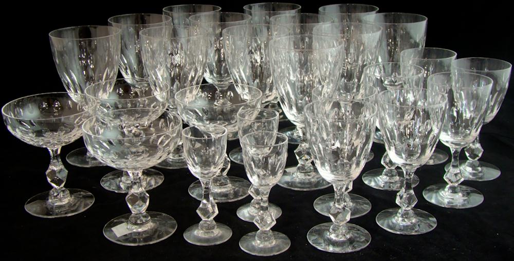 AMERICAN GLASS SYLLABUB STAND