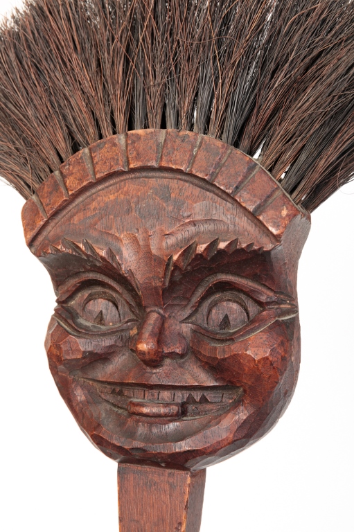 AMERICAN GOLLIWOG HEARTH BRUSH.