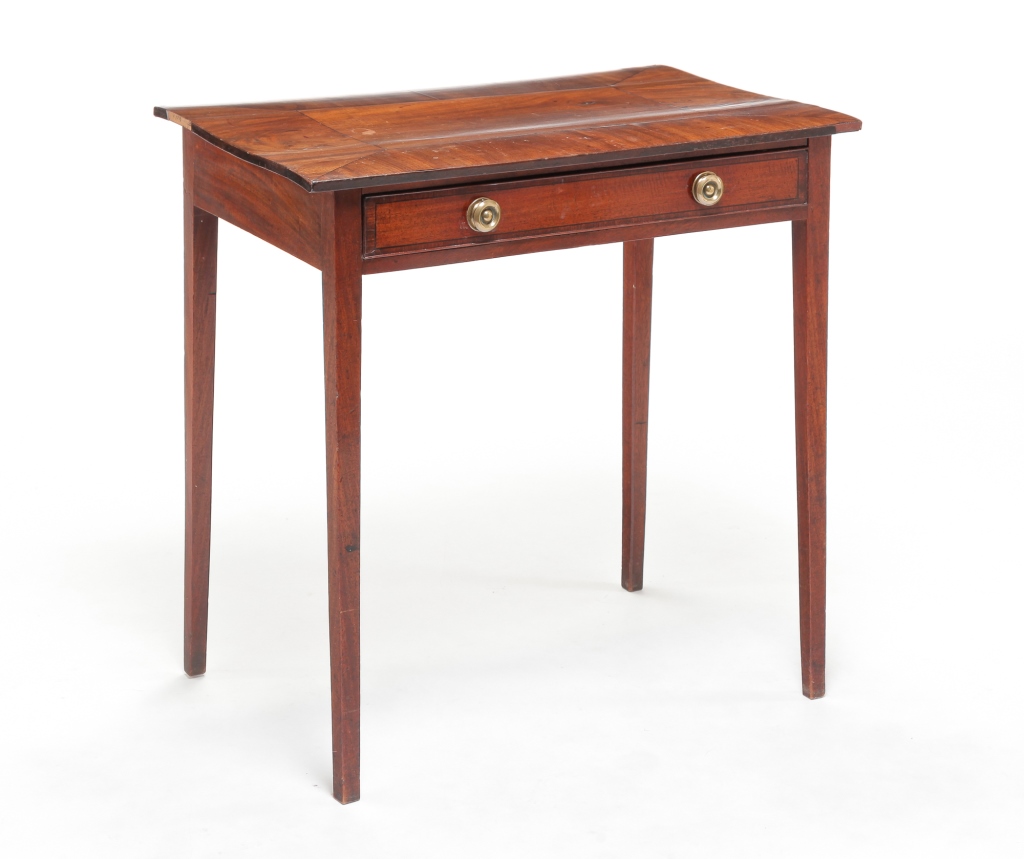 AMERICAN HEPPLEWHITE TABLE. Late