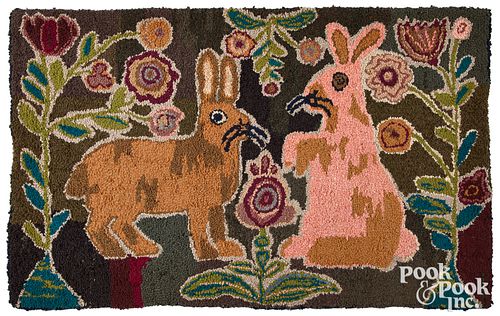 AMERICAN HOOKED RUG, 20TH C.,