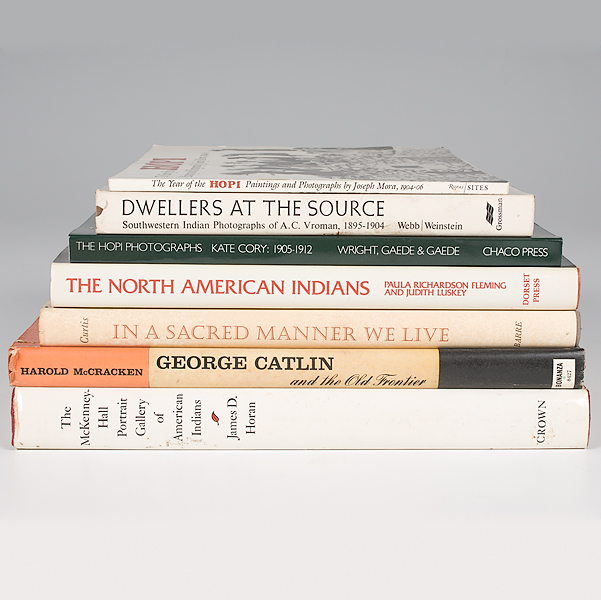 [American Indian - Art] Books on