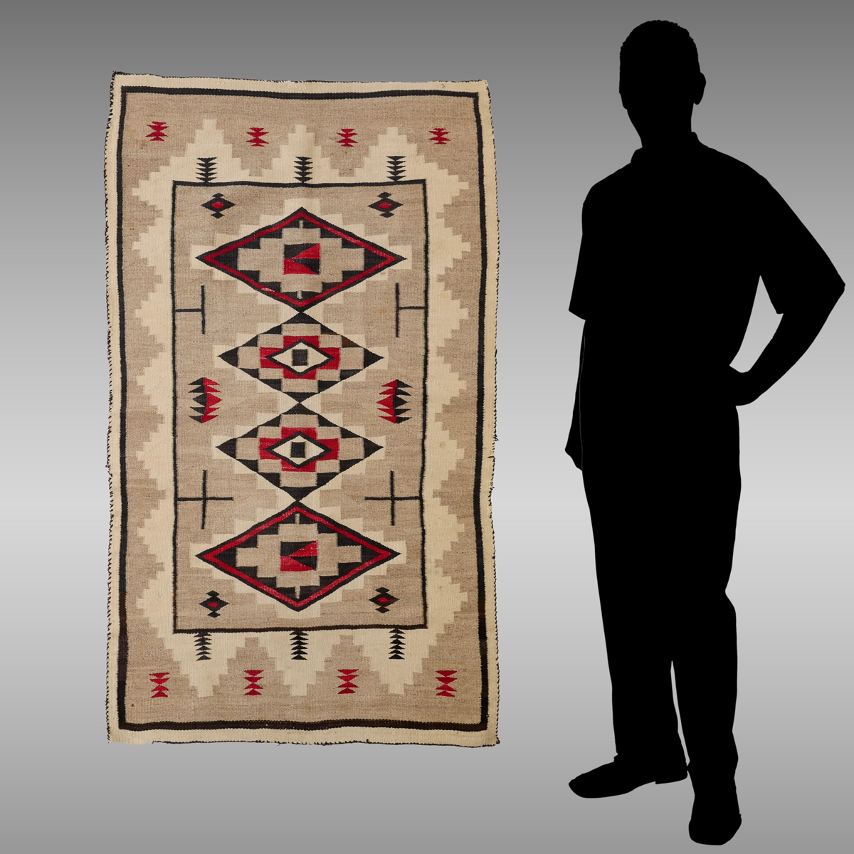 AMERICAN INDIAN NAVAJO RUG CA 1940: