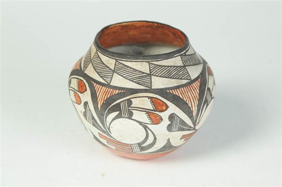 AMERICAN INDIAN POT.  Acoma  New