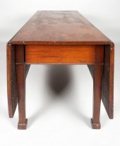 AMERICAN LATE CHIPPENDALE MAHO