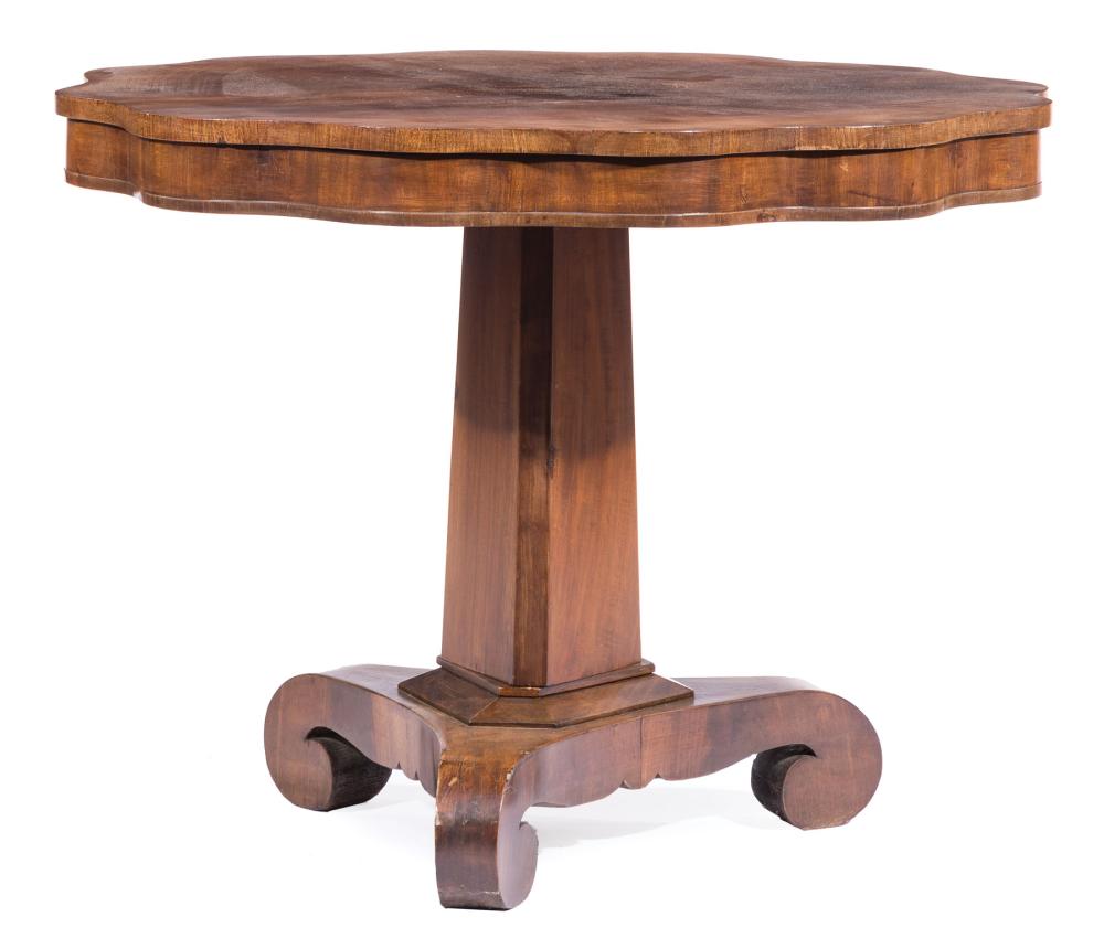 AMERICAN LATE CLASSICAL MAHOGANY