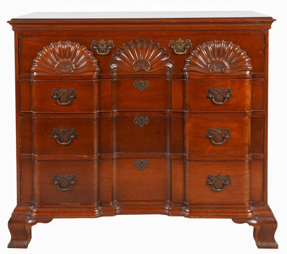 AMERICAN MAHOGANY BLOCKFRONT