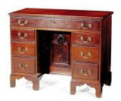 American mahogany kneehole des