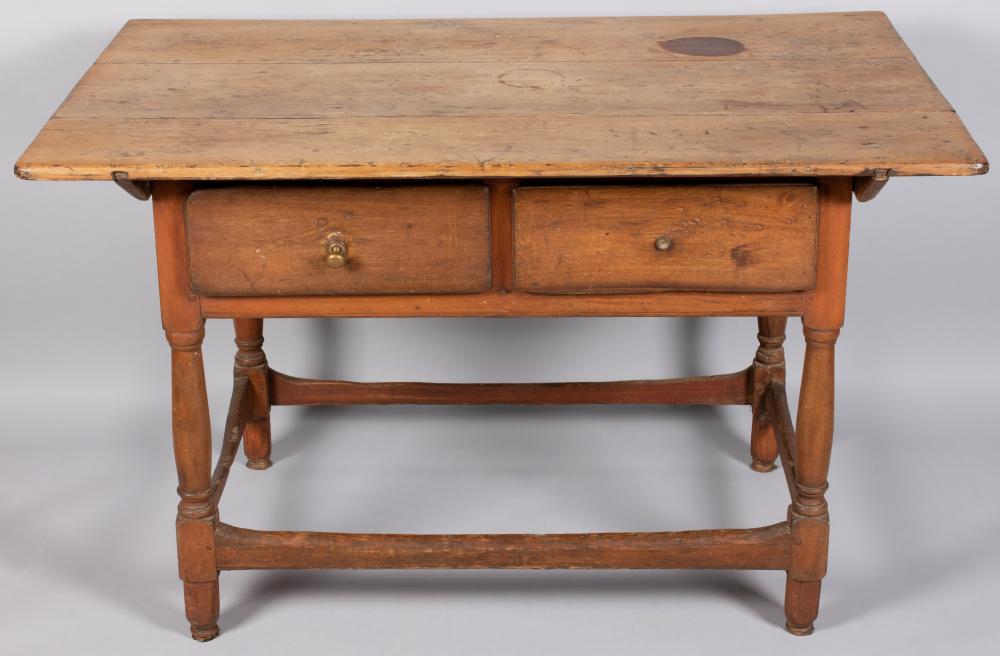 AMERICAN MAPLE/PINE TAVERN TABLE 30